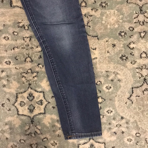 Abercrombie Jeans - Picture 3 of 8